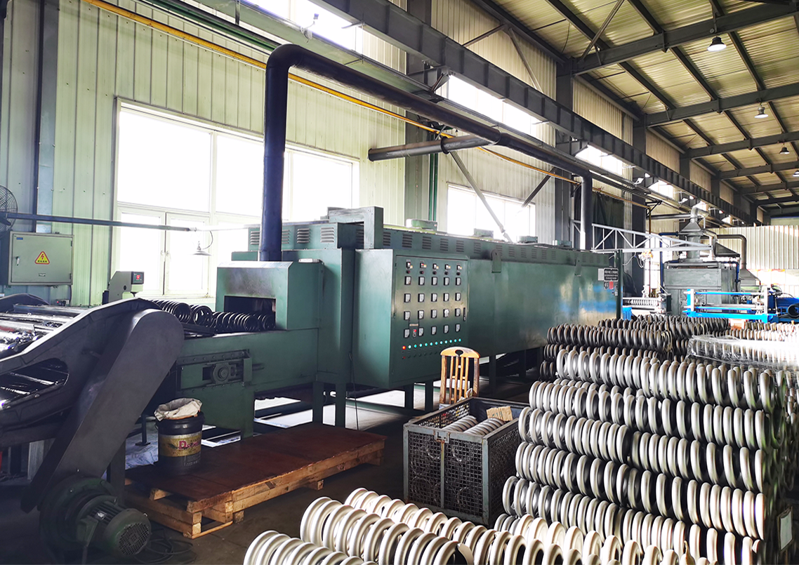  奧鵬汽車(chē)零部件生產(chǎn)設(shè)備 -7